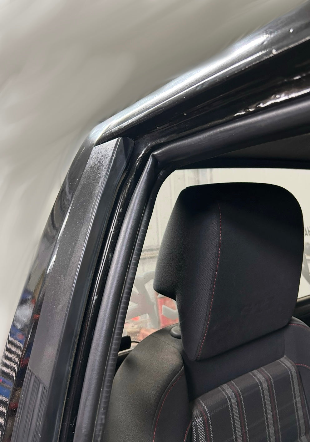 LN65 Hilux Secondary Door Seal Kit