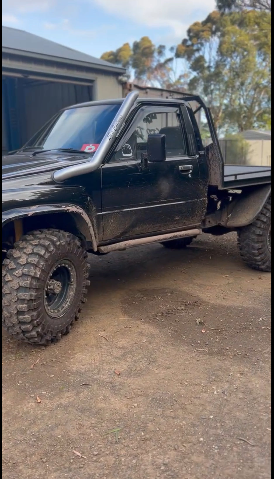 LN/YN65 Toyota Hilux Weather Shields