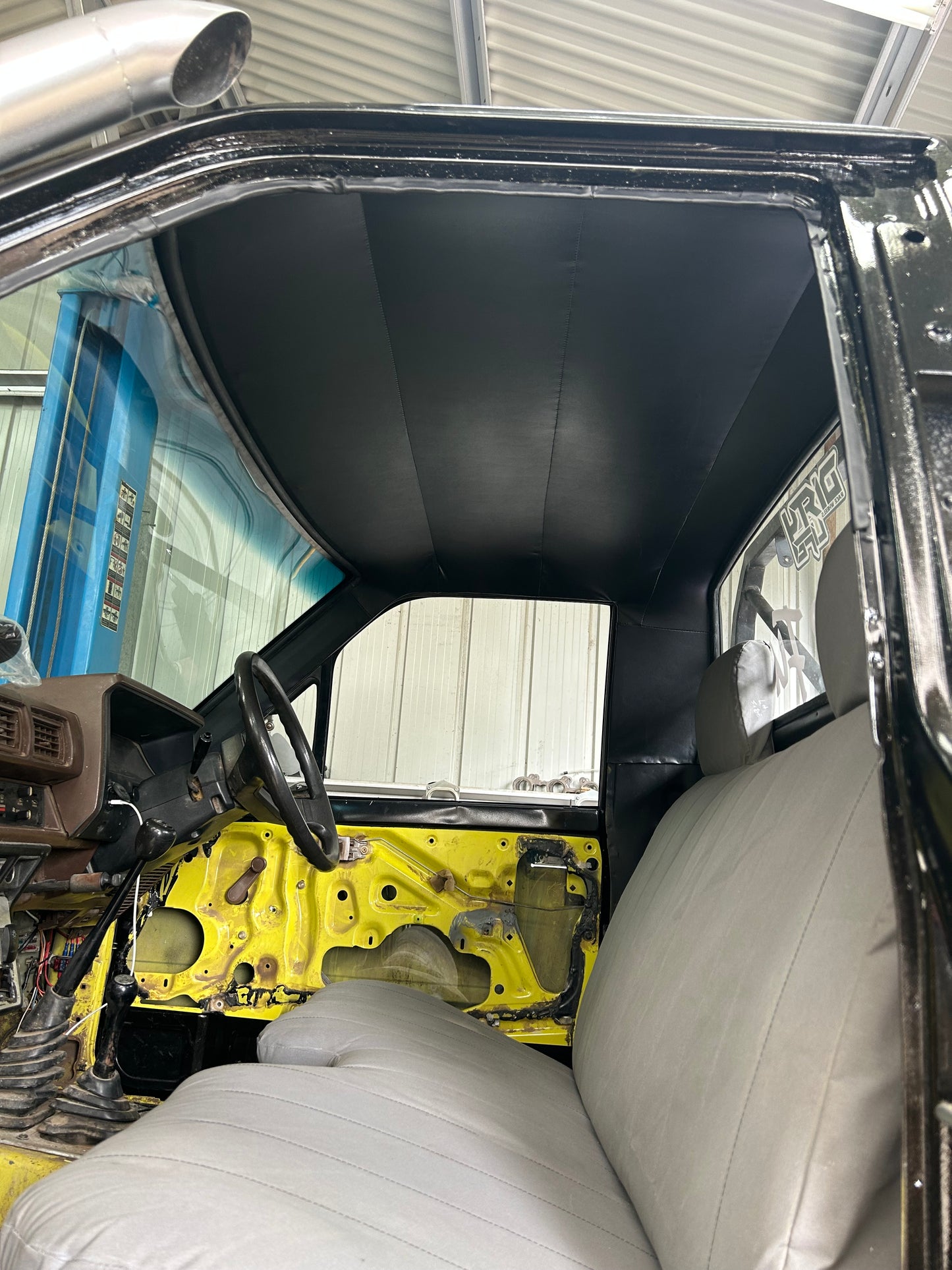 LN65 Toyota Hilux Single Cab Hoodlining